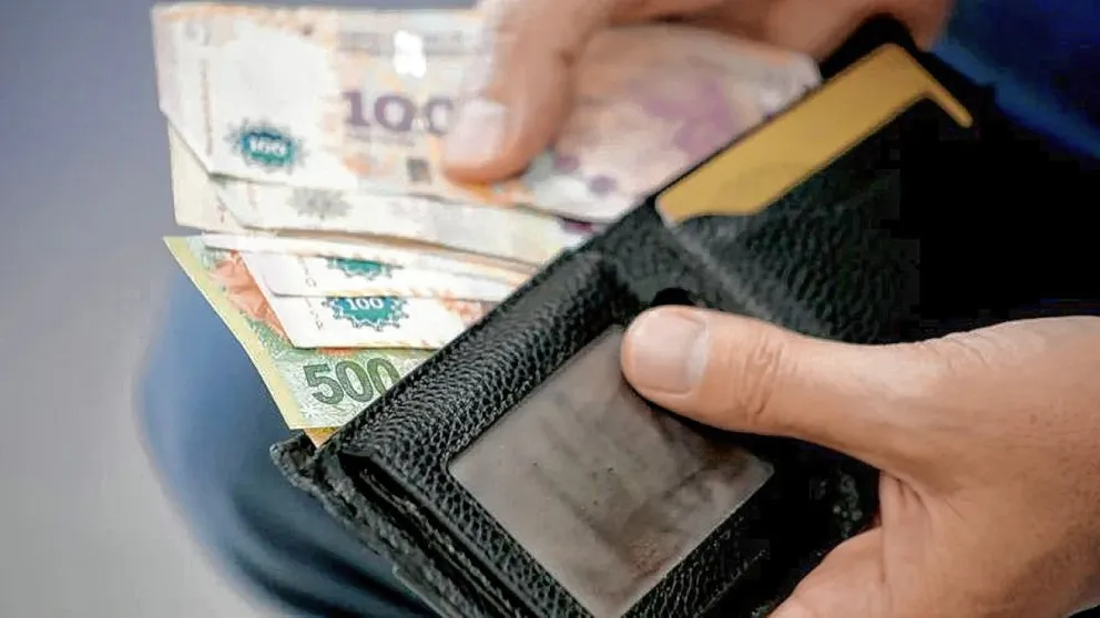 La canasta básica subió 7,2% en mayo y una familia necesita $217.000 para no ser pobre