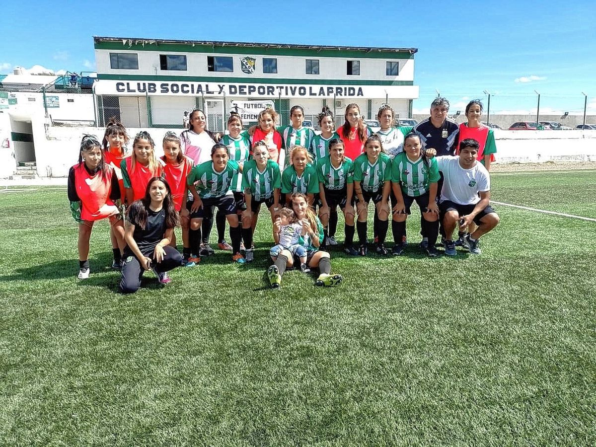 Club Laprida Comodoro