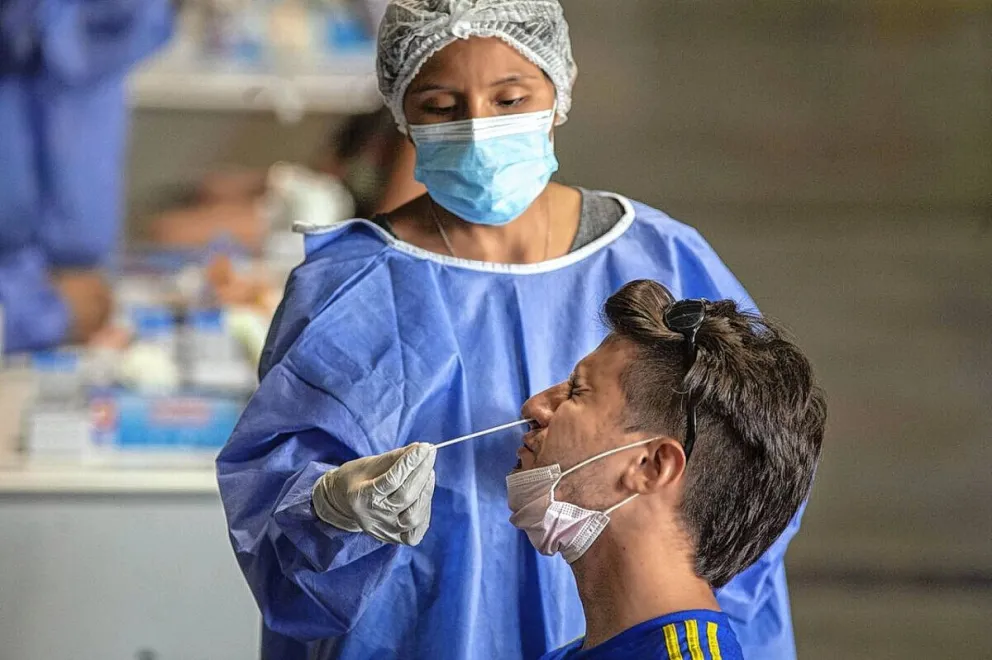 Volvieron a descender los casos de coronavirus en el país