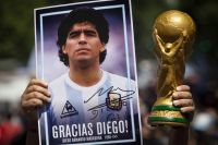 La FIFA homenajeó a Maradona junto a Paolo Rossi, Müller y Banks