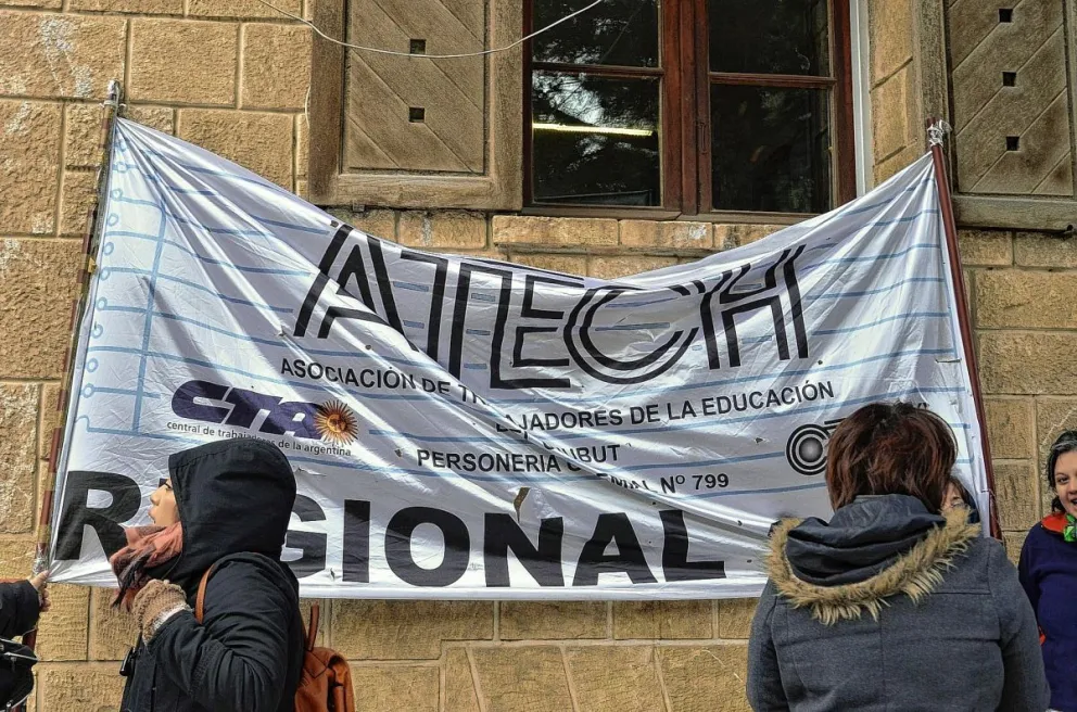 ATECh: Está en marcha el plenario provincial de delegadas y delegados