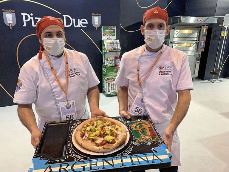 Argentine pizza gets a 2nd.  place as a team, achieving an 8th place after 7 Italian teams