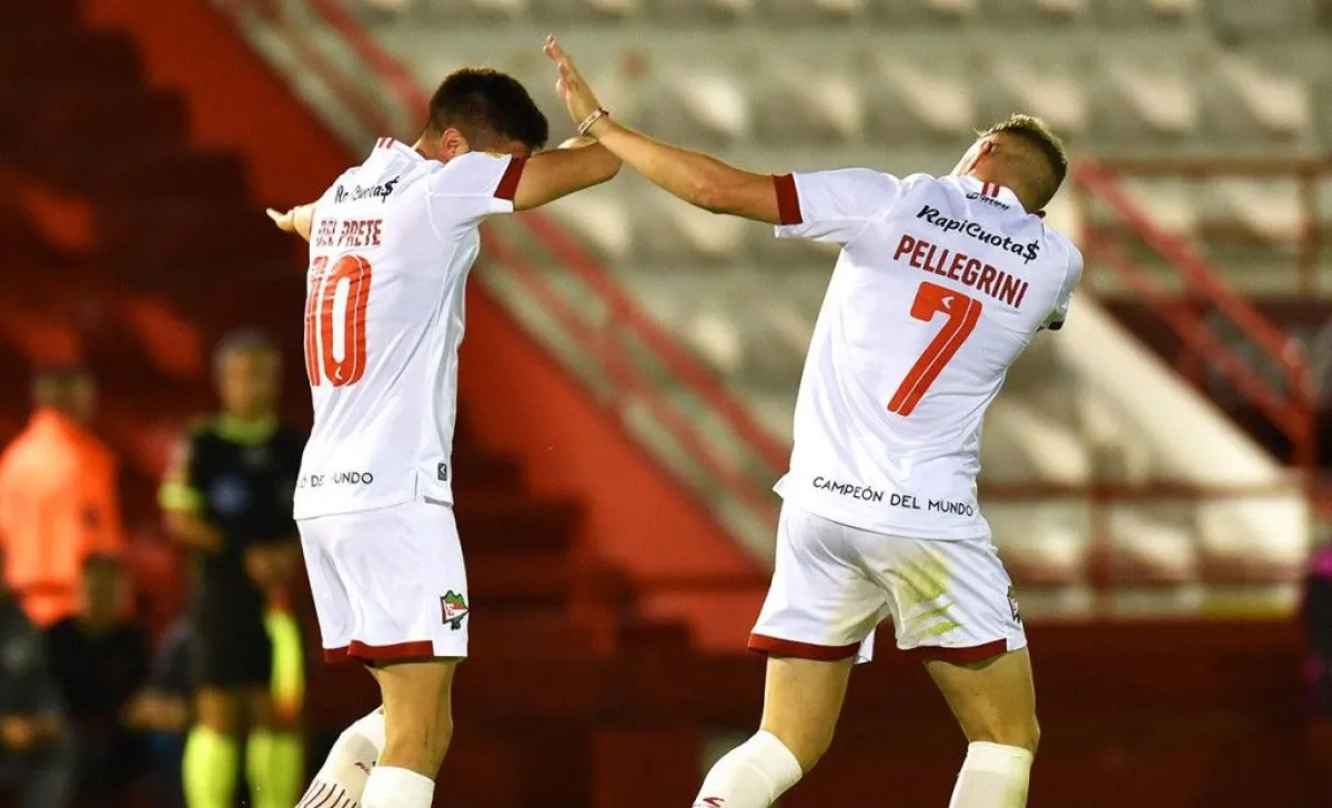 Estudiantes (LP) se floreó frente a Barracas Central, le ganó por 6 a 1 y  volvió a la cima de la Zona B | Diario Crónica