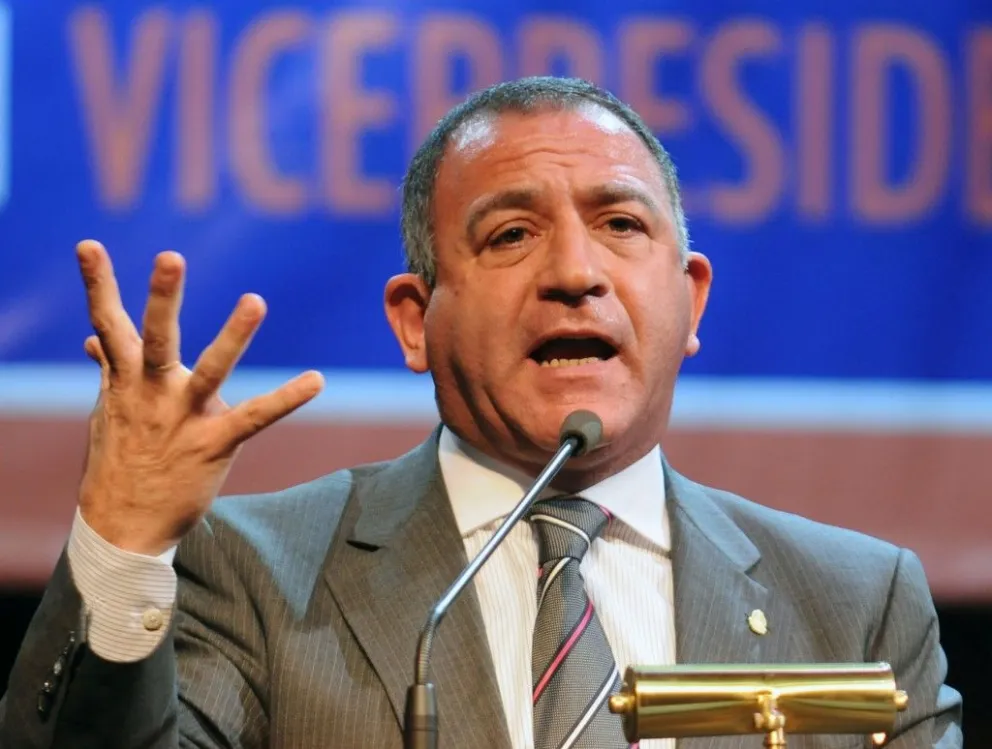 Luis Juez: "El maricón de Alberto lo quiso arreglar con plata"