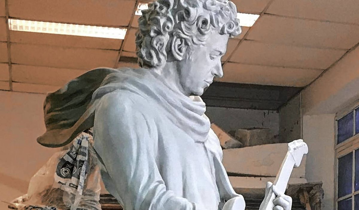 El Gobierno le obsequió una estatua de Gustavo Cerati a Costa Rica por el bicentenario de su Independencia
