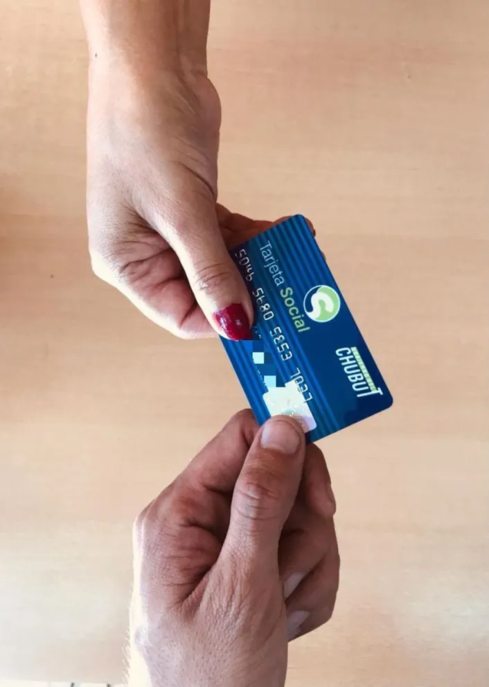 Ya depositaron los fondos de la Tarjeta Social con el aumento