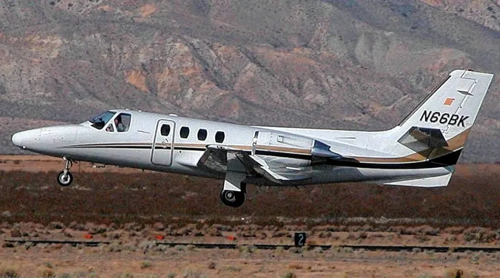 El gobierno de Río Negro compró un avión por el doble de su valor y la oposición pide explicaciones