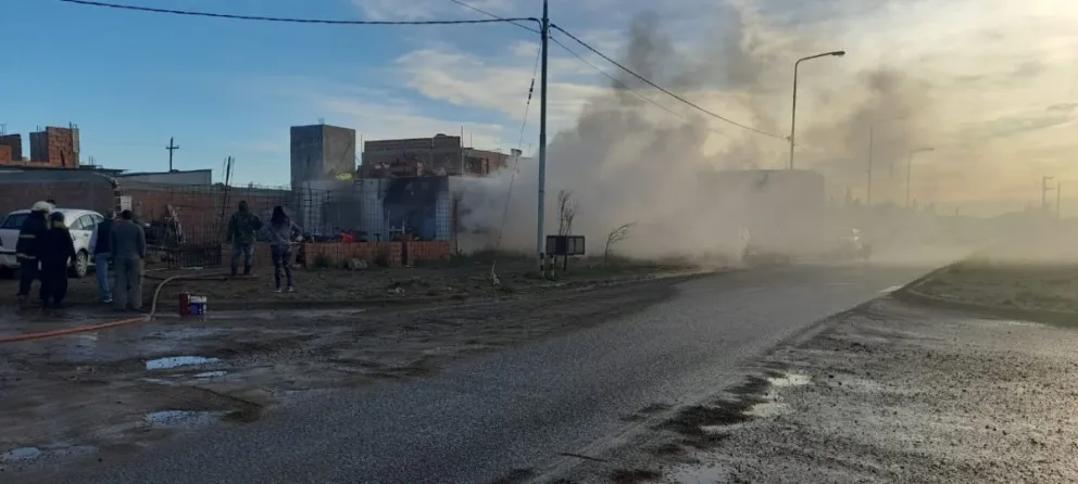 La comunidad educativa de luto ante el fallecimiento de Evangelina Tolosa y su hijo en el incendio en Km 8 
