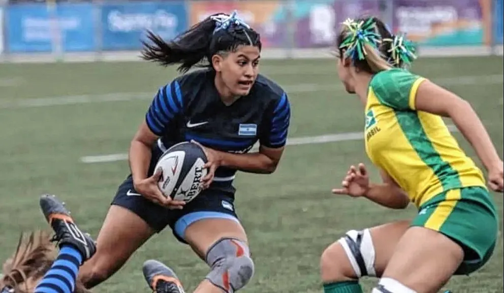 Camila Contreras regresó a Comodoro Rivadavia tras la obtención de la medalla de plata en los Juegos ODESUR