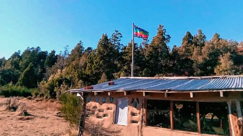 Aníbal Fernández ofreció gendarmes para el conflicto mapuche