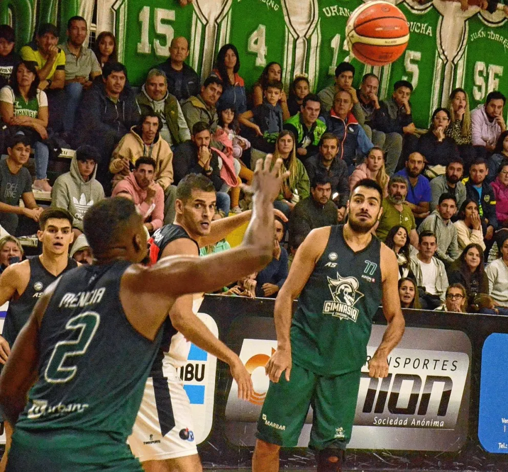 Gimnasia y Esgrima continúa los cuartos de final en Corrientes