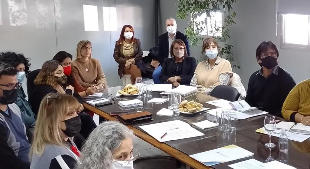 Trabajan para garantizar la implementación de la Ley Nacional de los 1.000 días