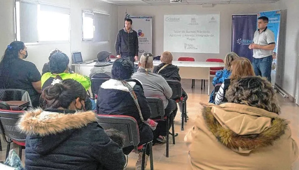 Provincia dictó un taller de Buenas Prácticas Agrícolas en Comodoro Rivadavia