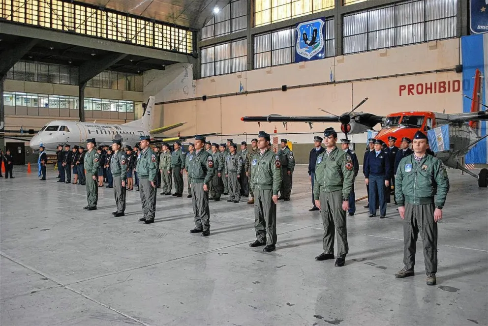 Se realizó la ceremonia de egreso del curso de Estandarización de Procedimientos para Aviadores de Transporte 2021/22
