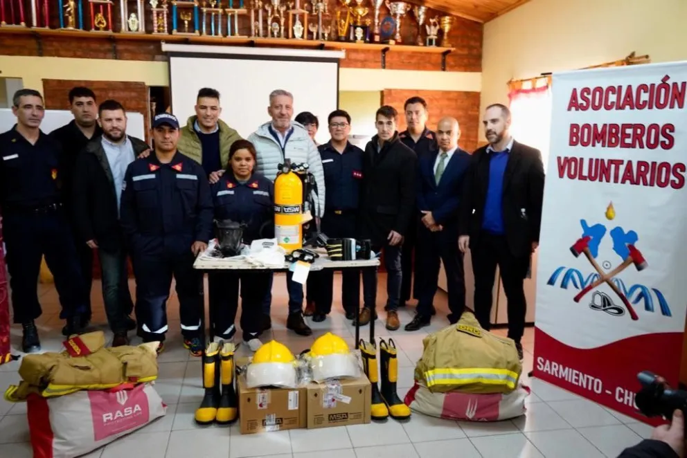 PAE realizó un nuevo aporte para los Bomberos de Sarmiento